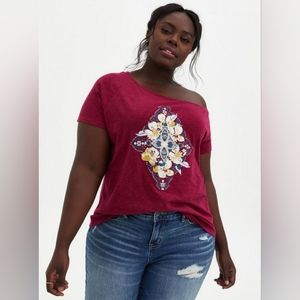 Torrid Off Shoulder Tee Heritage Slub Mandala Red Wine size 3 22/24
